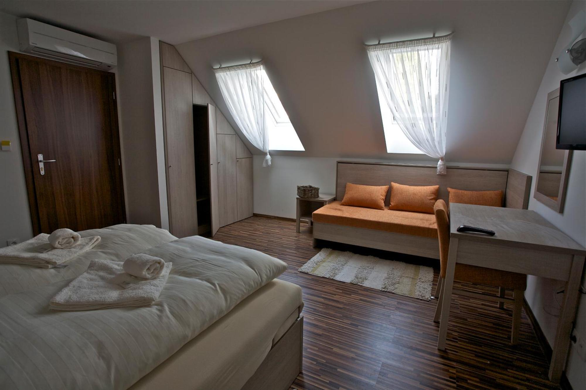 Hotel Putnicky Mlyn Marianka Esterno foto