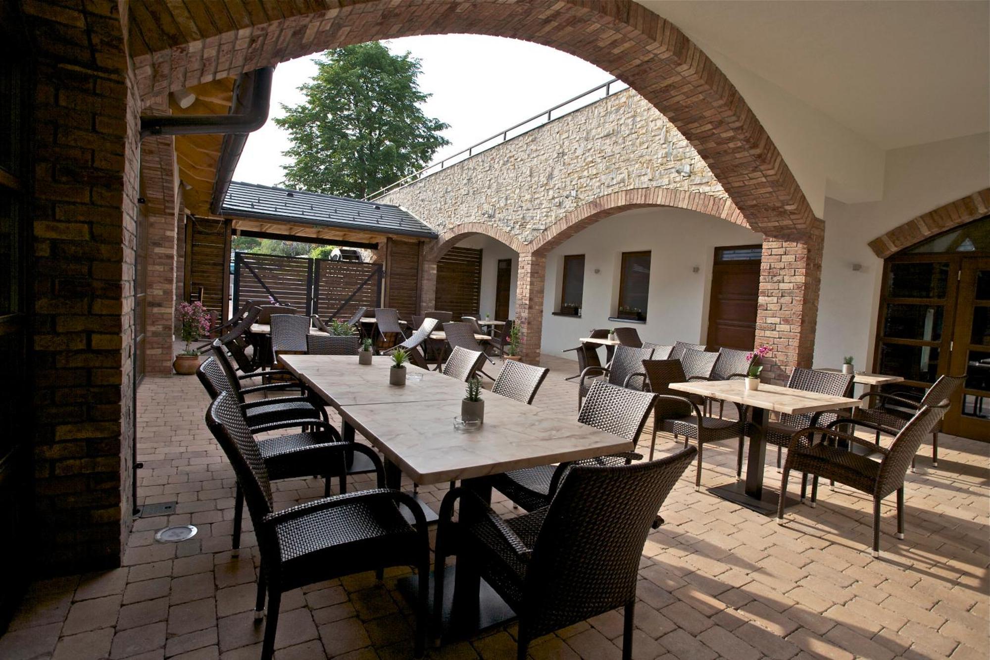 Hotel Putnicky Mlyn Marianka Esterno foto